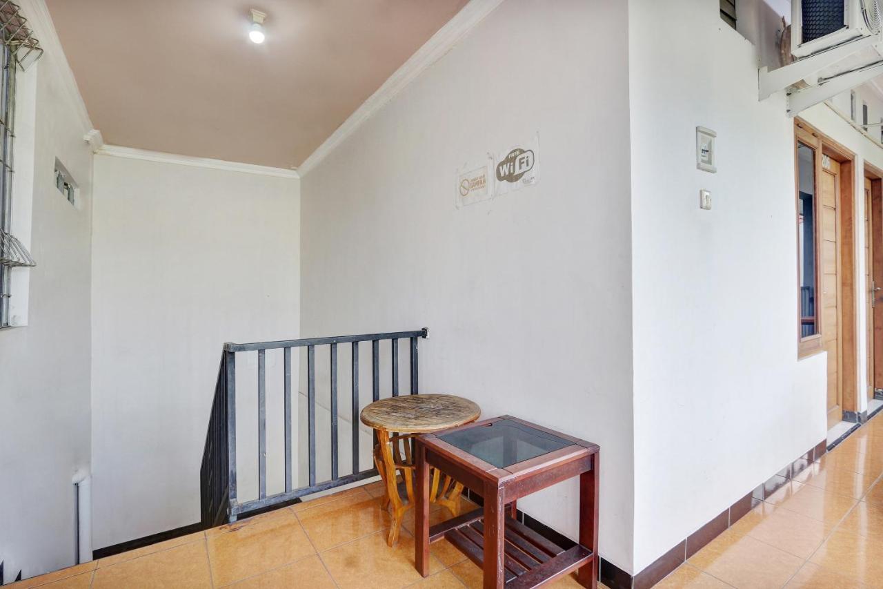 Hotel Wisma Ck Kebumen Esterno foto